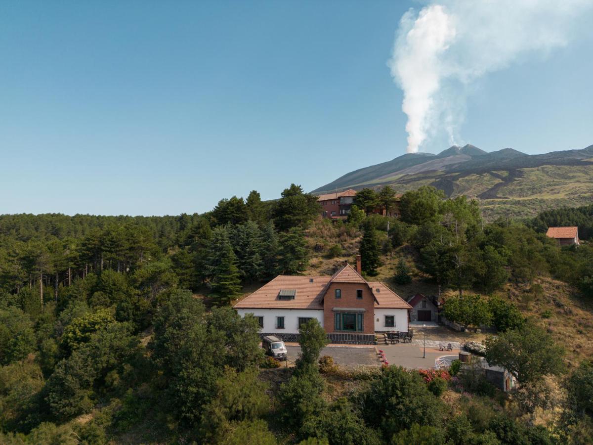 Hotel Villa Dorata Nicolosi Eksteriør billede